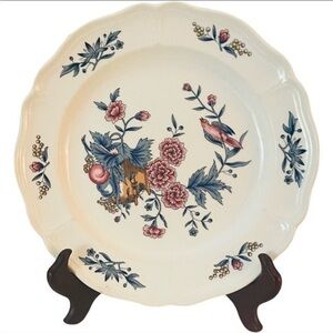 Wedgwood& Barlaston Etruria
Williamsburg Potpourri NK 510 salad plate.
